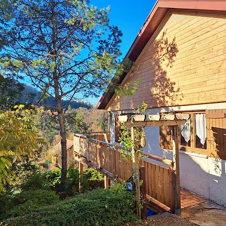 Le Refuge Du Herisson Doucier Exterior foto