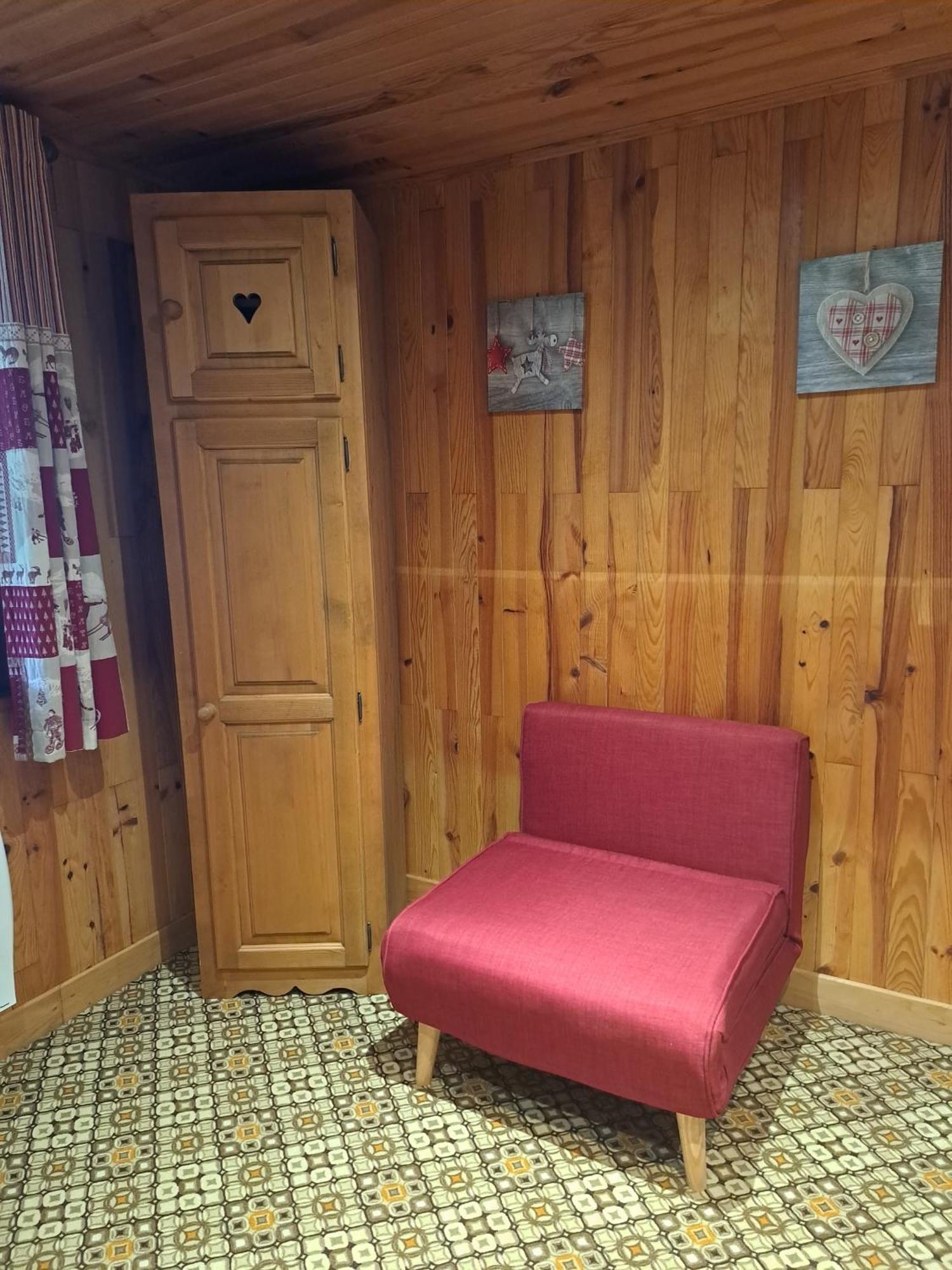 Le Refuge Du Herisson Doucier Exterior foto